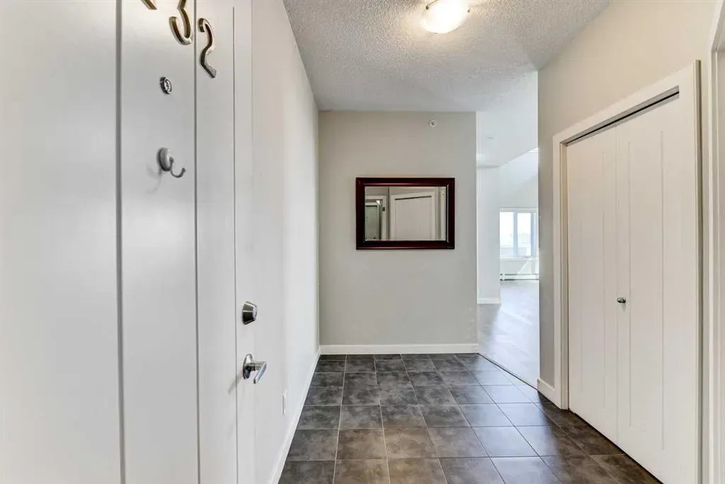 604 East Lake Boulevard NE, #2432