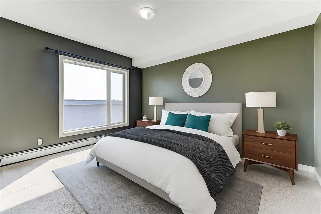 604 East Lake Boulevard NE, #2432