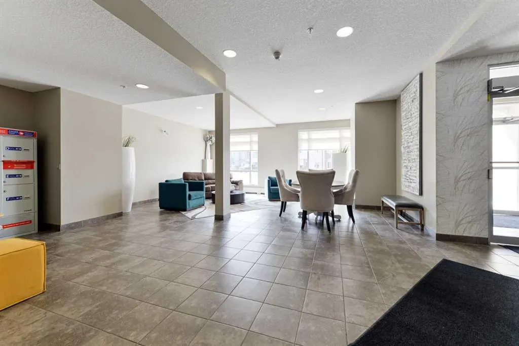 604 East Lake Boulevard NE, #2432