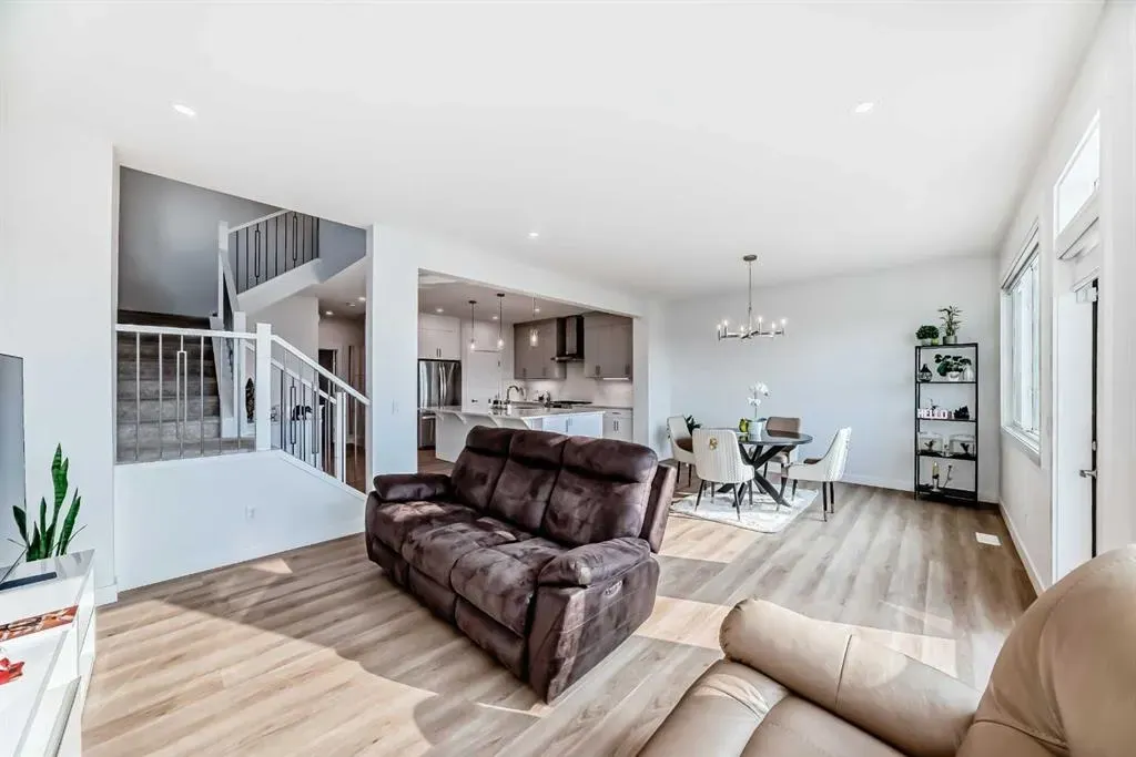 103 Creekstone Park SW