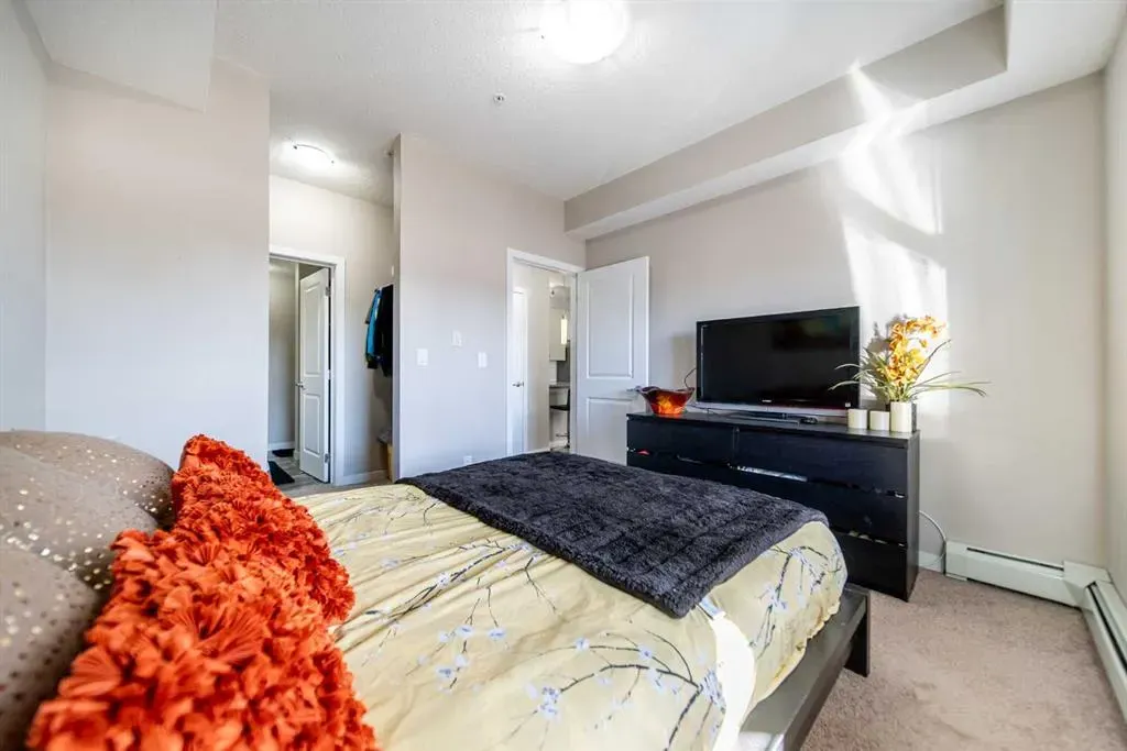 200 Cranfield Common SE, #112