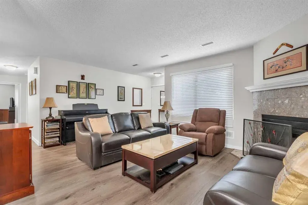71 Cedar Springs Gardens SW