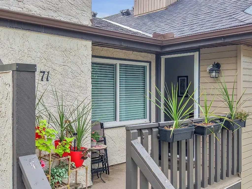 71 Cedar Springs Gardens SW