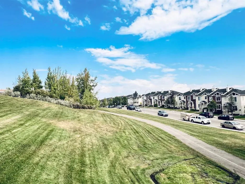 110 Panamount Drive NW