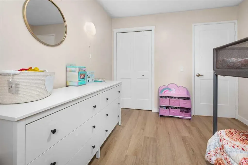 212 Woodbine Boulevard SW