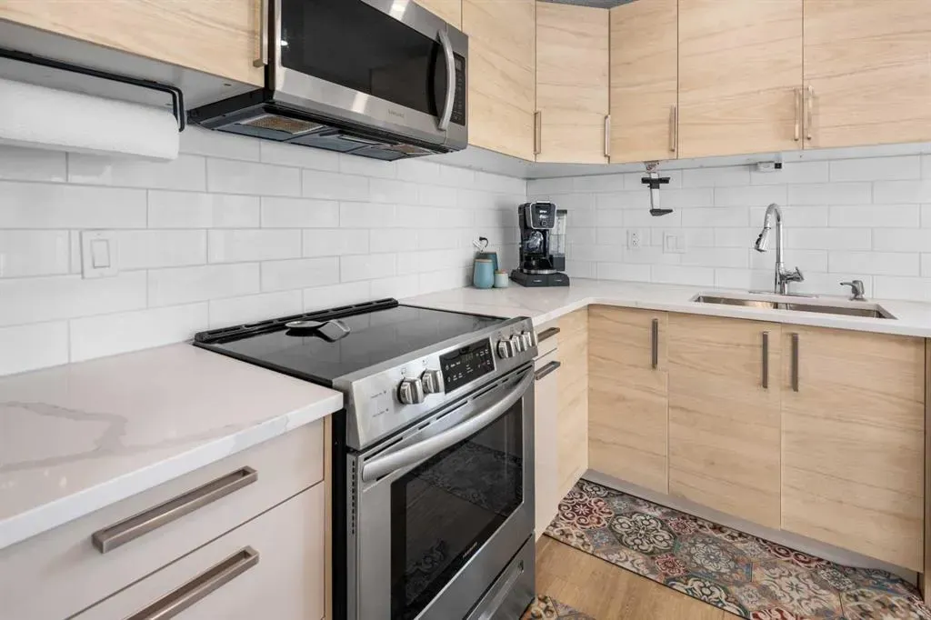 212 Woodbine Boulevard SW