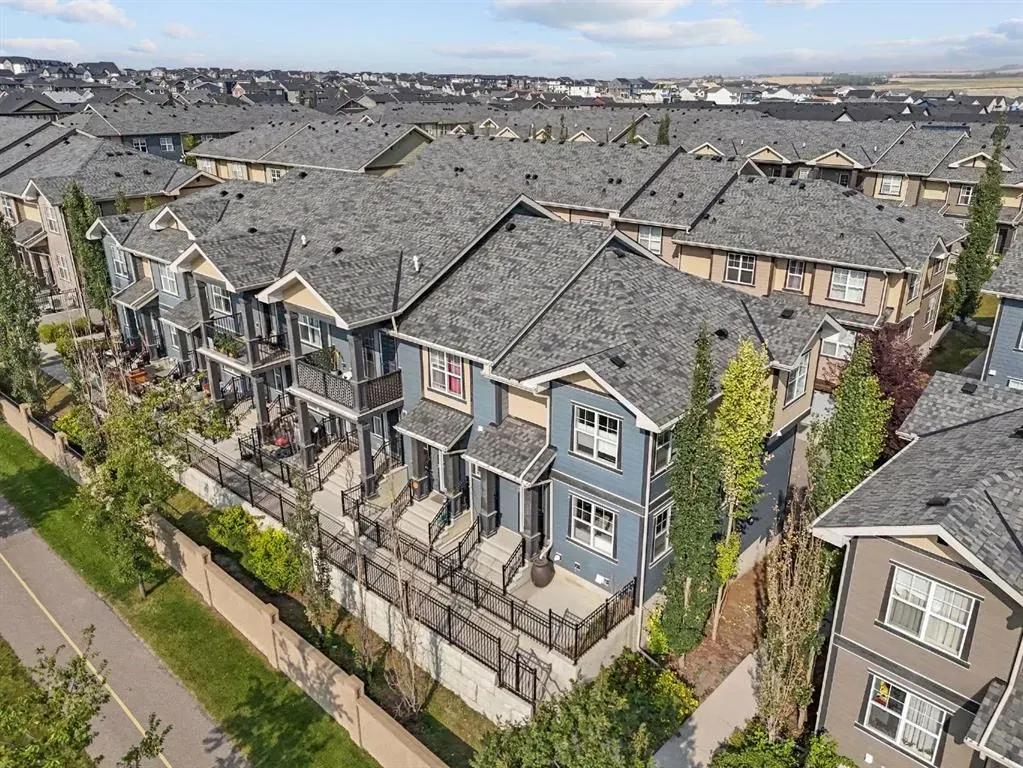 139 Evanscrest Gardens NW
