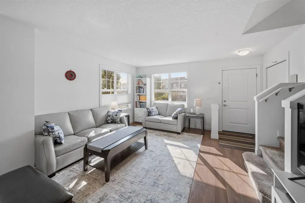 139 Evanscrest Gardens NW
