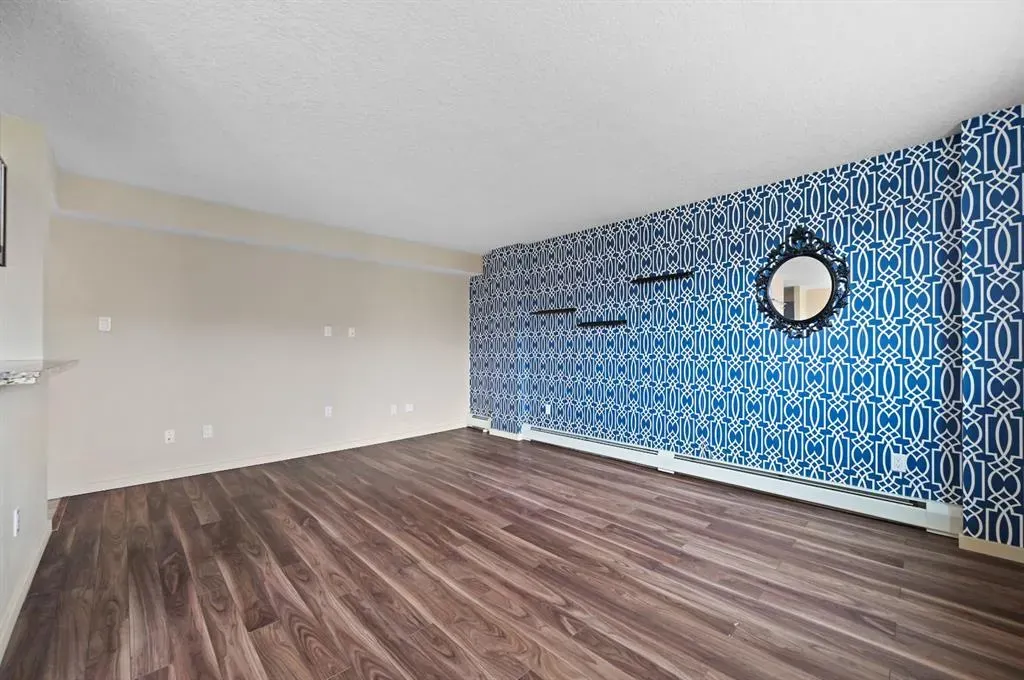 429 14 Street NW, #501