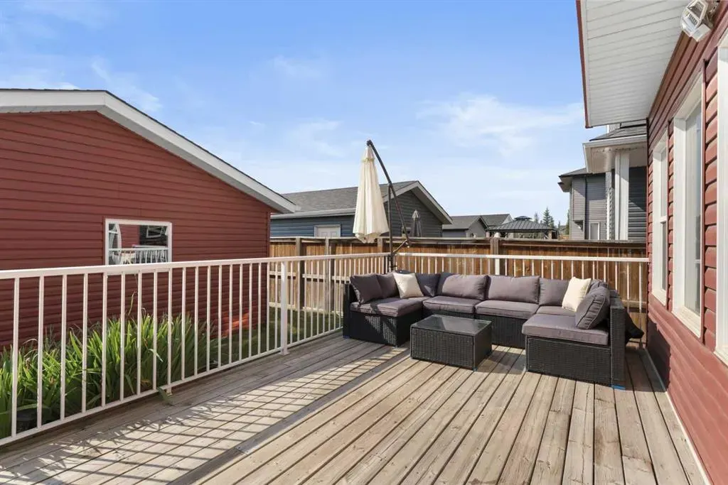 172 Evanspark Gardens NW