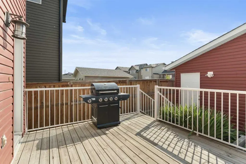 172 Evanspark Gardens NW