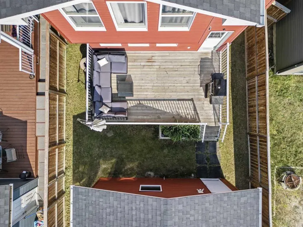 172 Evanspark Gardens NW
