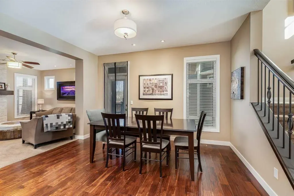 42 Cooperstown Court SW