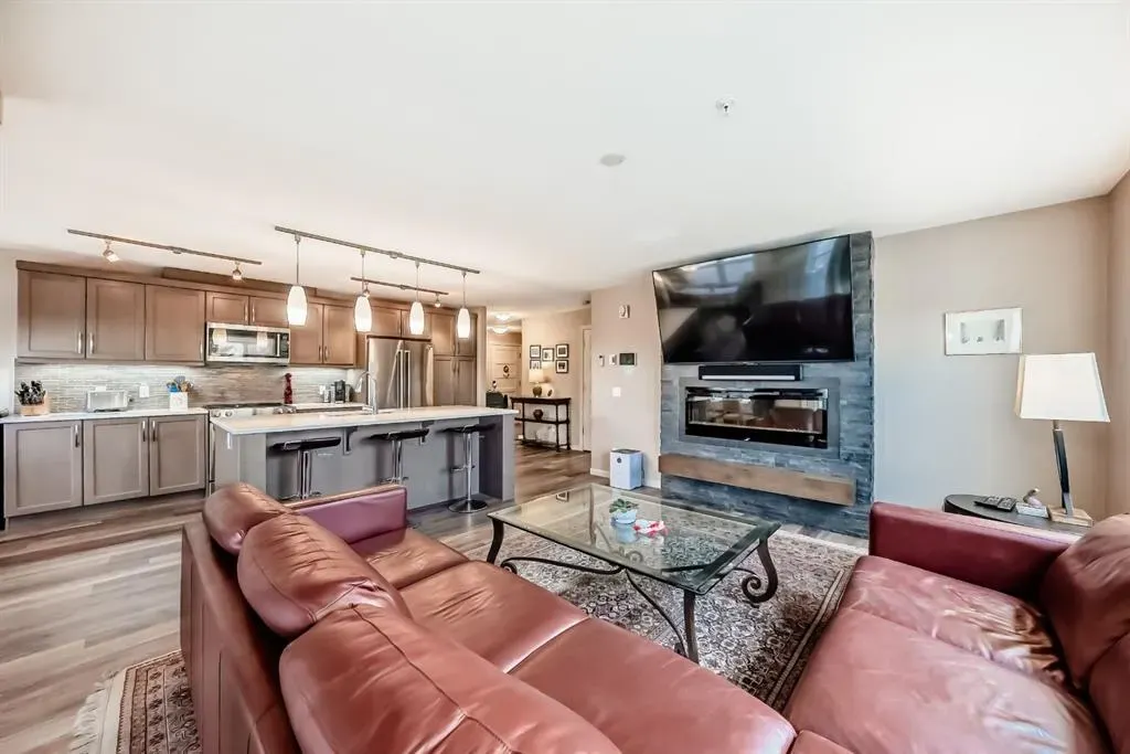 10 Market Boulevard SE, #2110