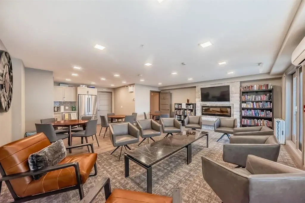 10 Market Boulevard SE, #2110