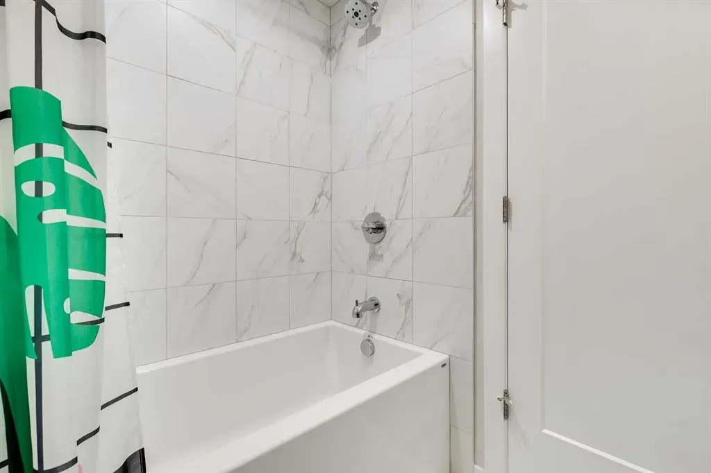 4160 Norford Avenue NW, #406