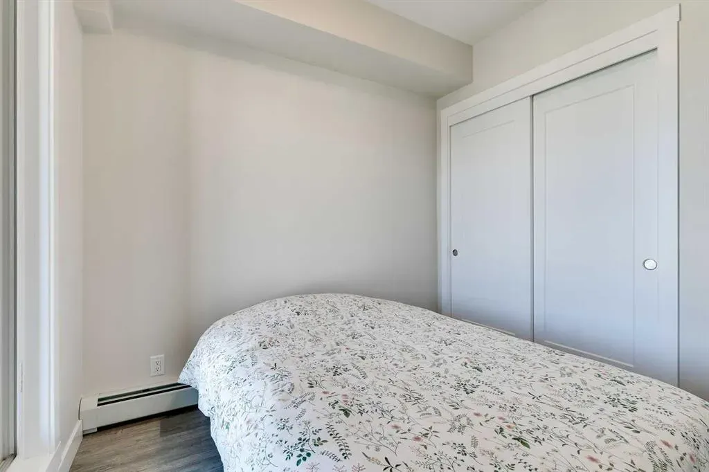4160 Norford Avenue NW, #406