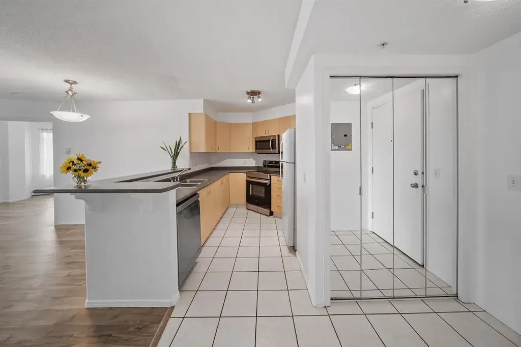 1121 6 Avenue SW, #407