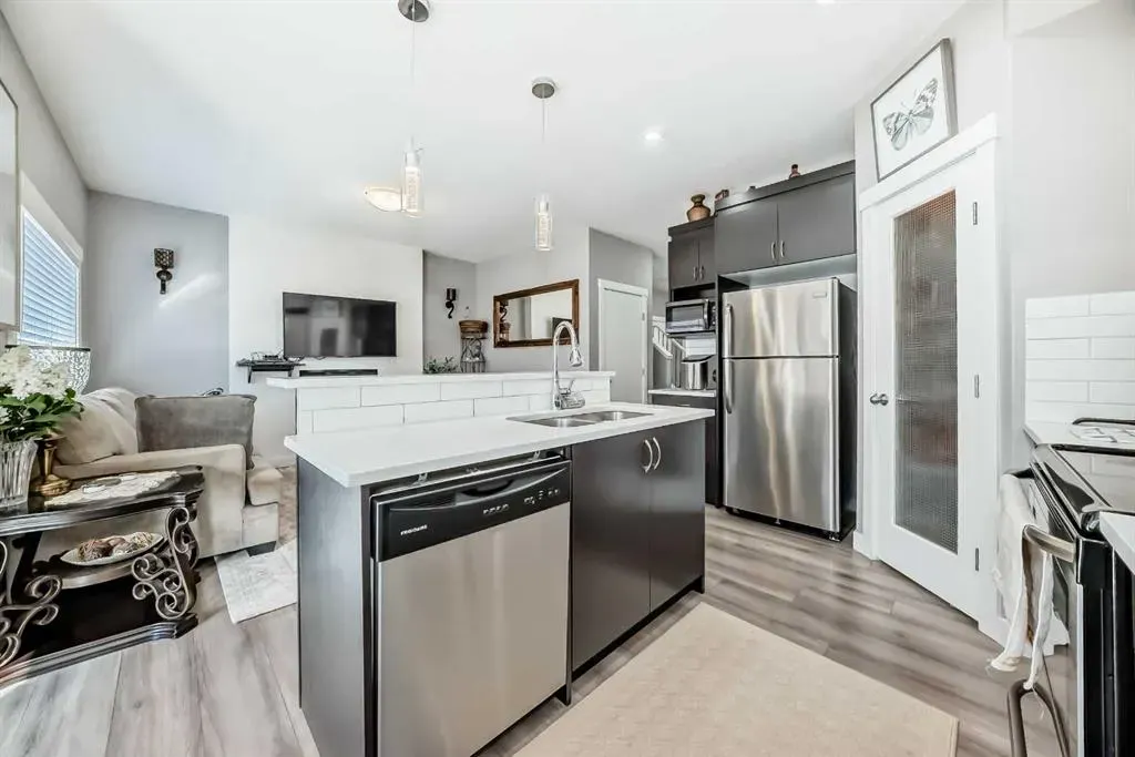 55 Baysprings Way SW