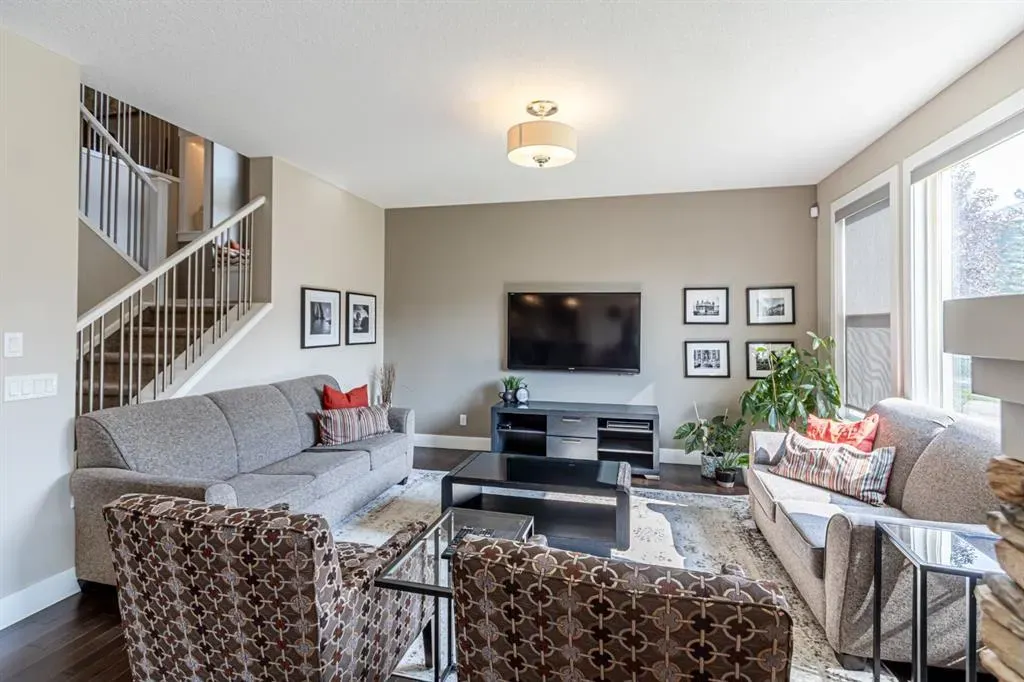 101 Evansfield Way NW