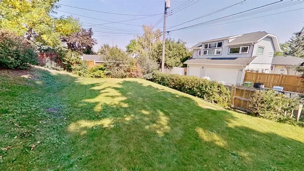 236 Westwood Drive SW
