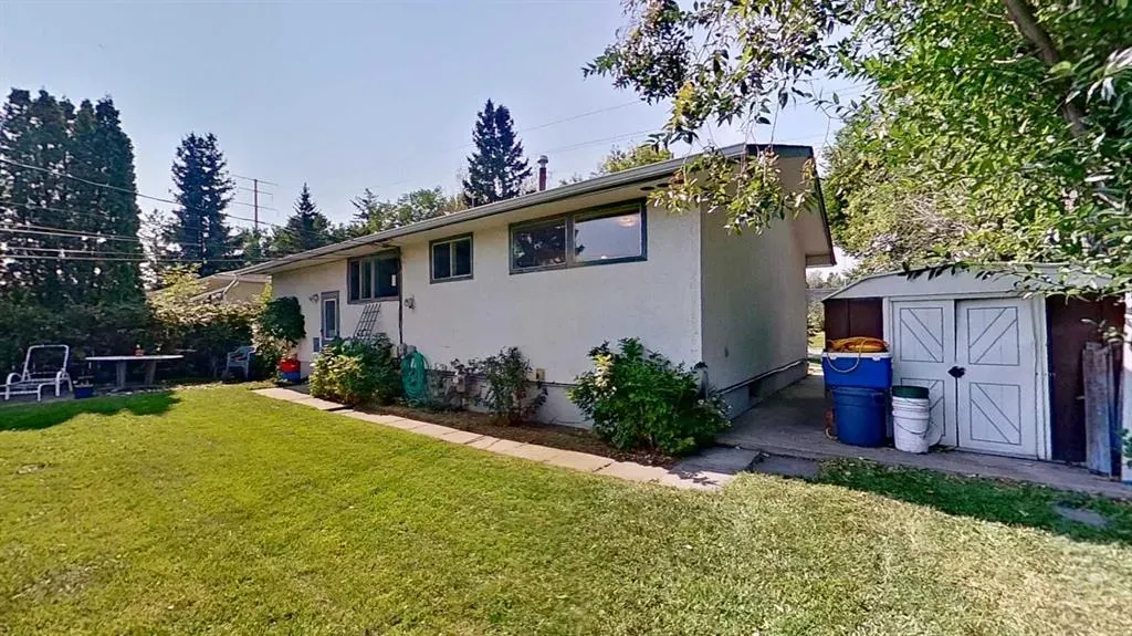 236 Westwood Drive SW