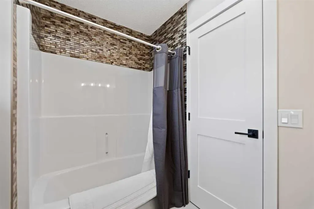309 Douglas Ridge Place SE