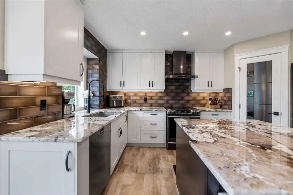 309 Douglas Ridge Place SE