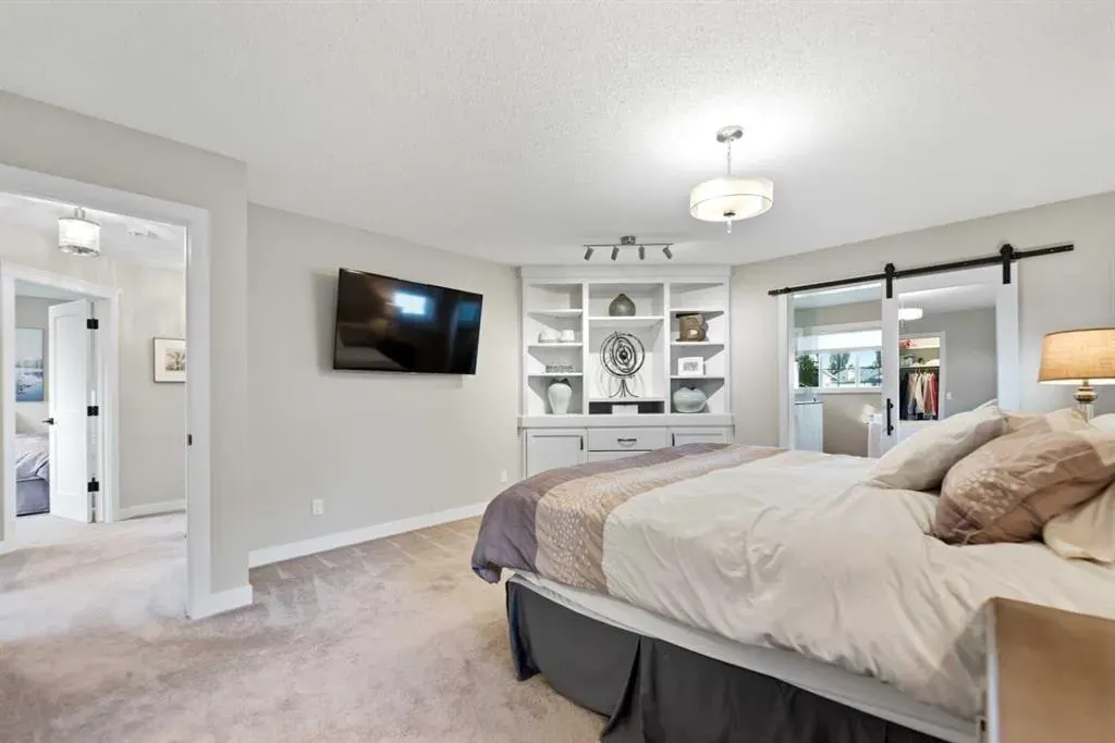 309 Douglas Ridge Place SE