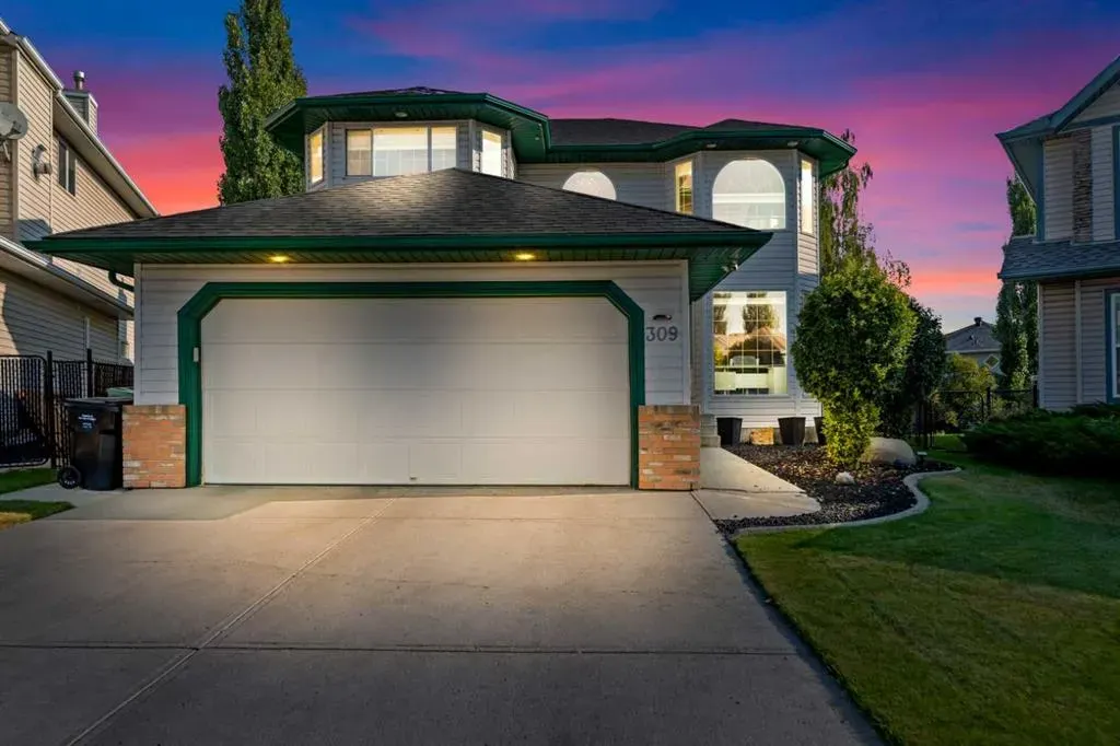 309 Douglas Ridge Place SE