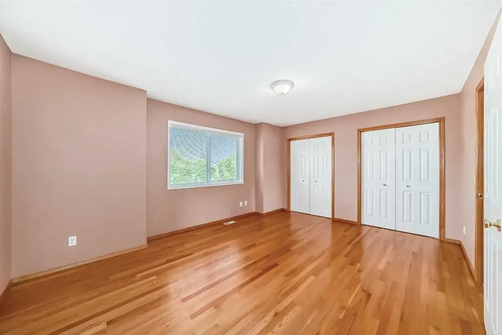 222 Rocky Ridge Court NW