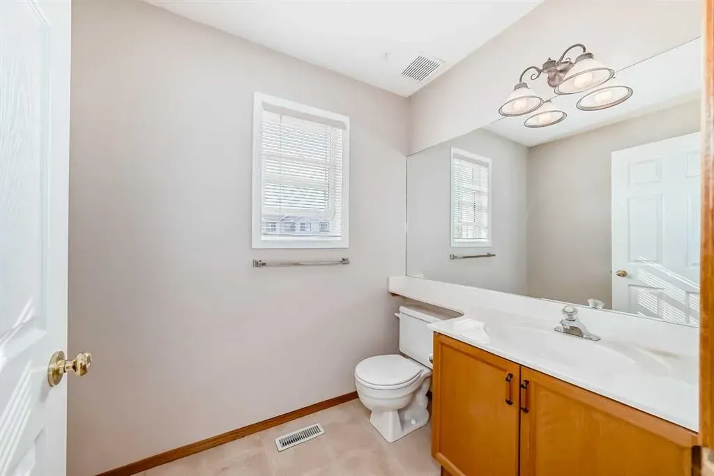 222 Rocky Ridge Court NW