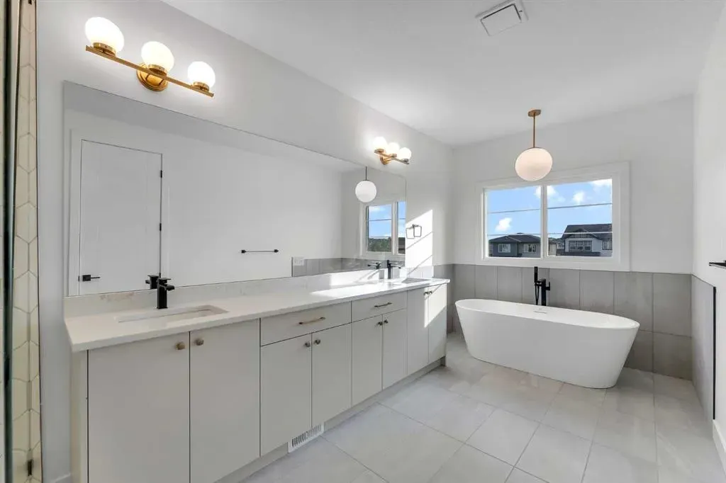 218 Kinniburgh Loop
