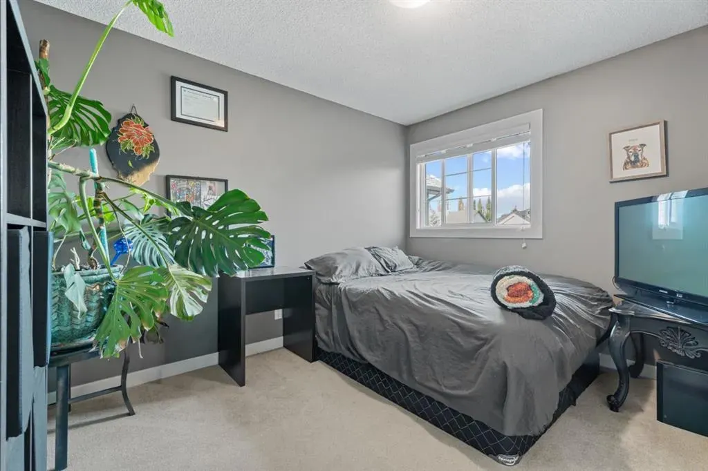 15 Drake Landing Drive