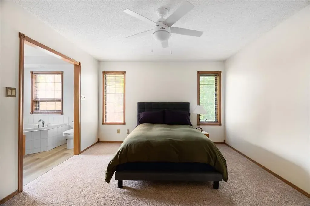 289 Ball Place