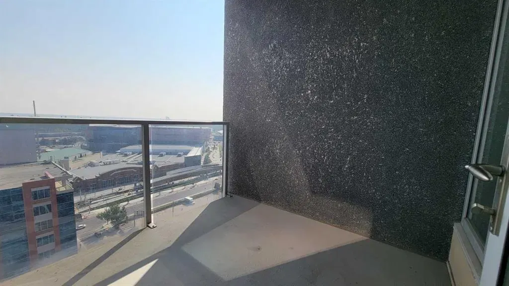 1320 1 Street SE, #1601