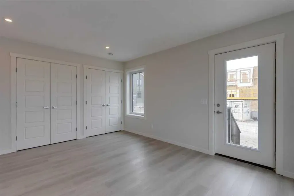 40 Livingston Parade NE, #215