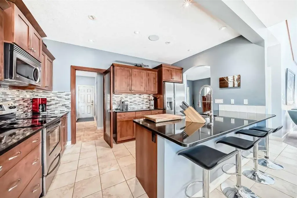 82 Copperleaf Terrace SE