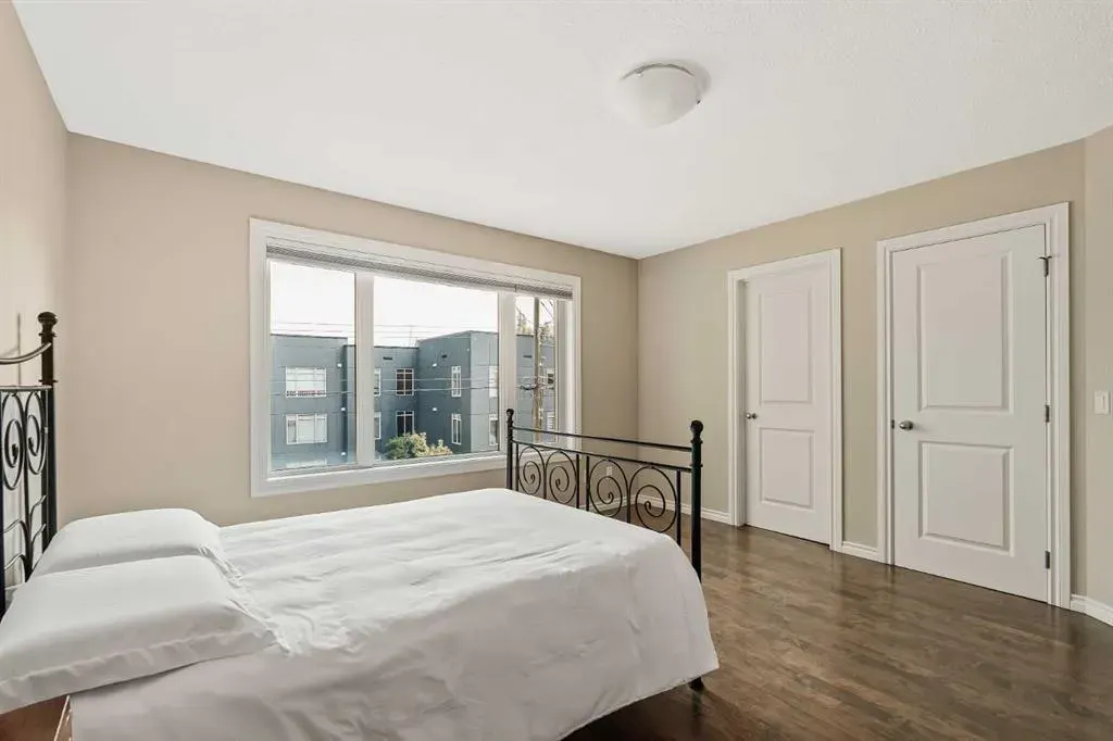 1934 31 Street SW, #2