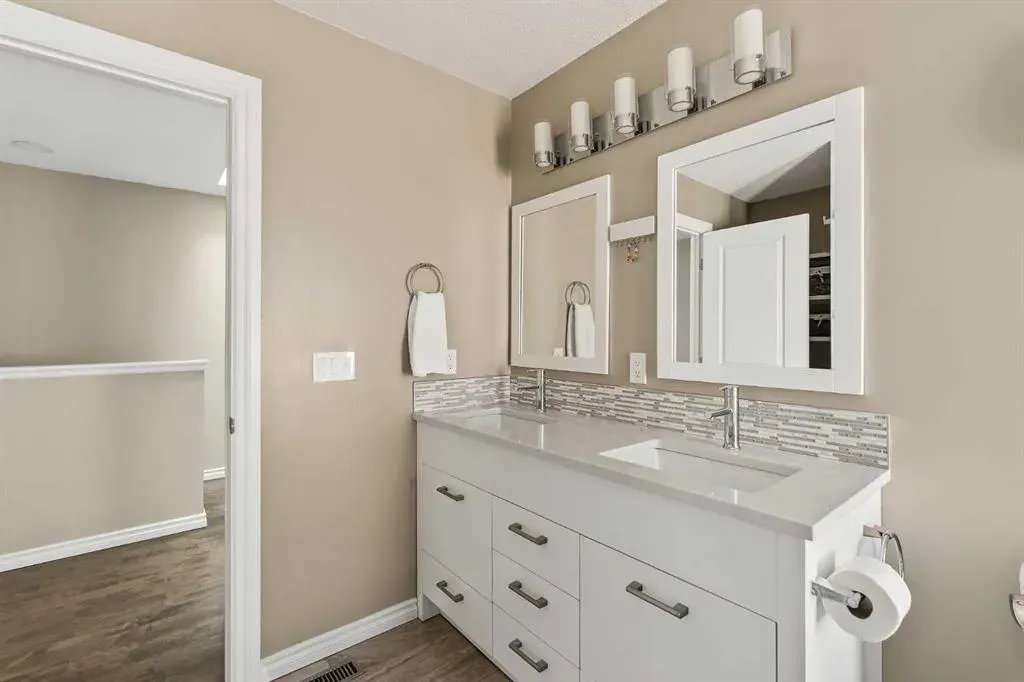 1934 31 Street SW, #2
