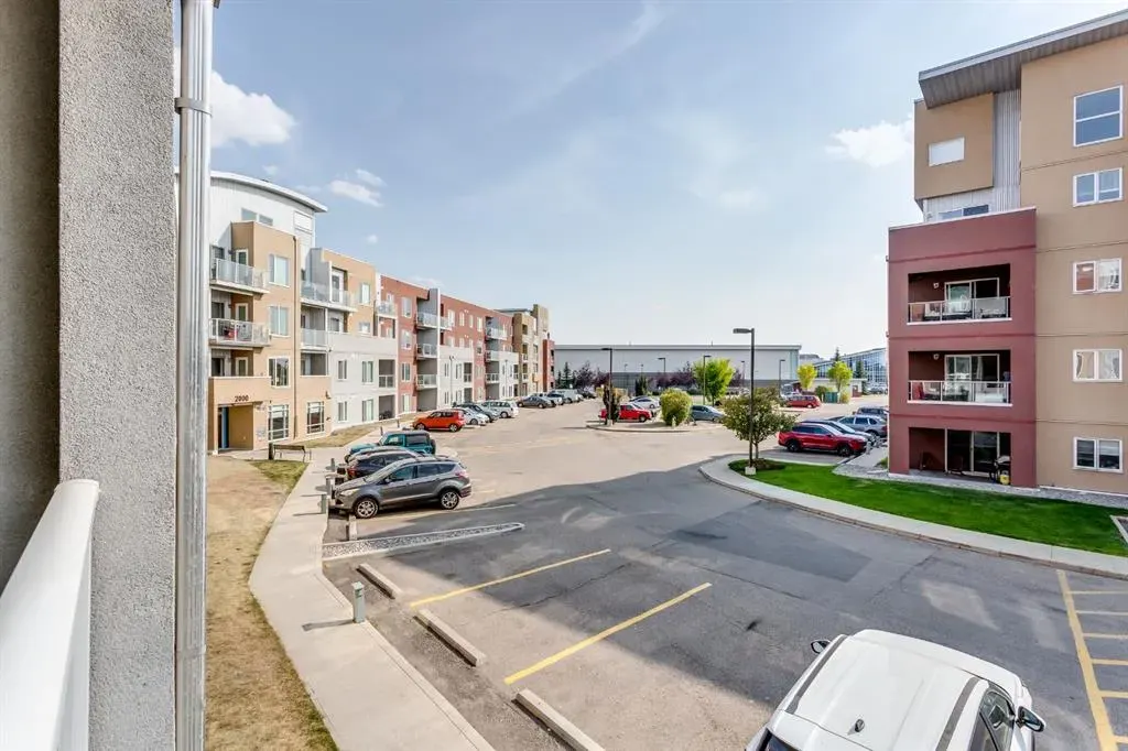 604 East Lake Boulevard NE, #2203