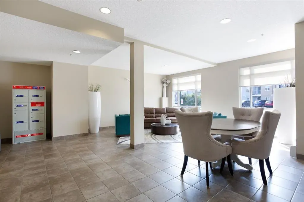 604 East Lake Boulevard NE, #2203
