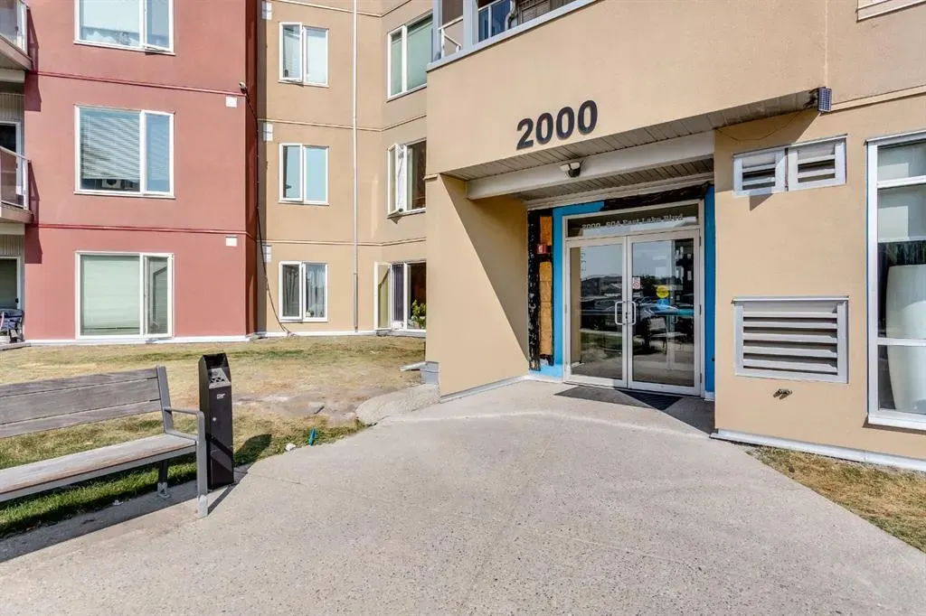 604 East Lake Boulevard NE, #2203