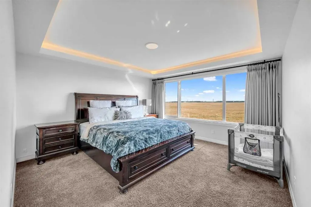 313 Corner Meadows Way NE