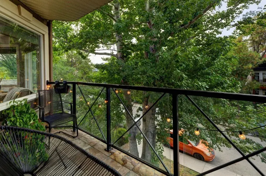 534 22 Avenue SW, #302
