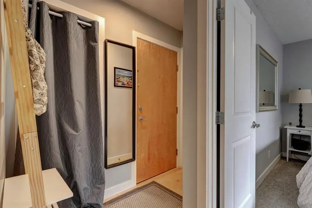 534 22 Avenue SW, #302