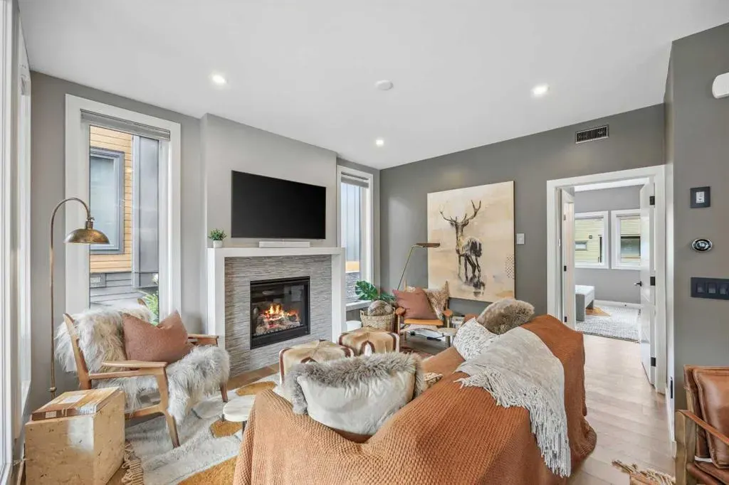 209 Stewart Creek, #201H