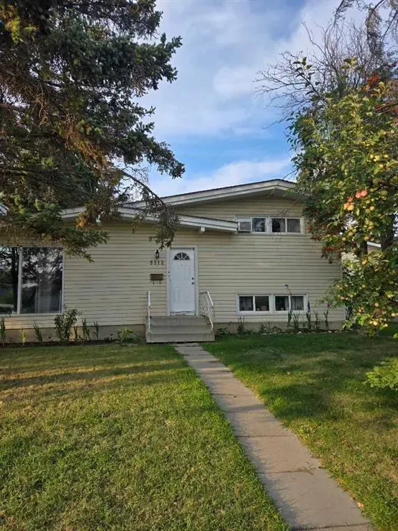 5112 Maryvale Drive NE