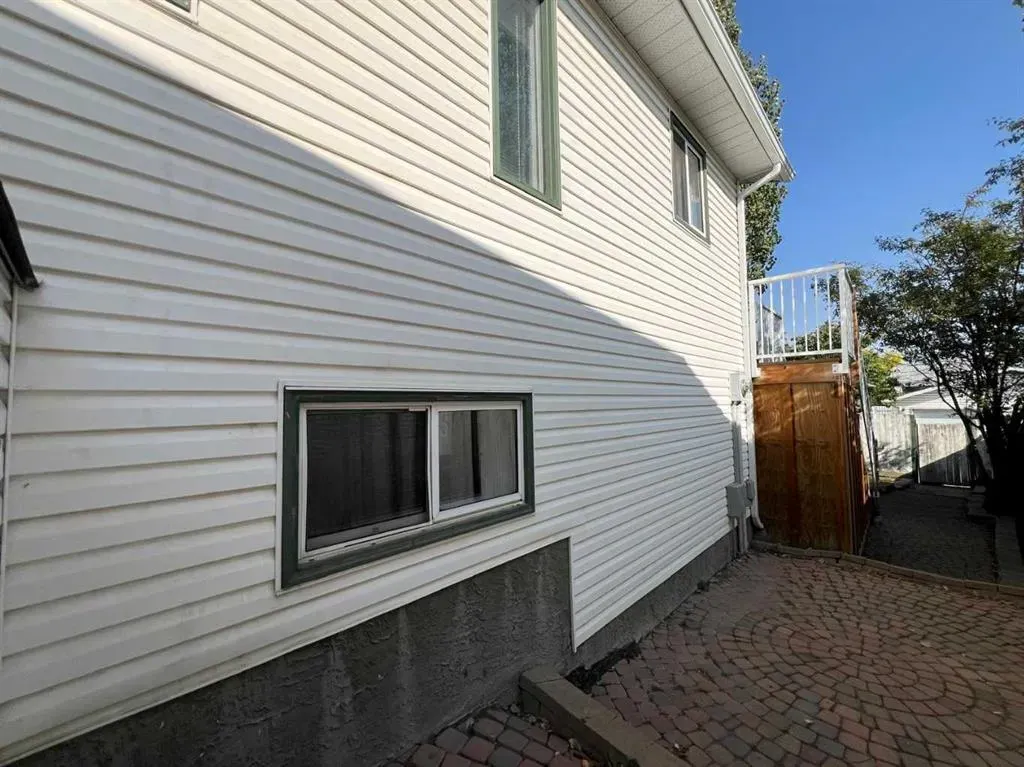 143 Harvest Glen Rise NE