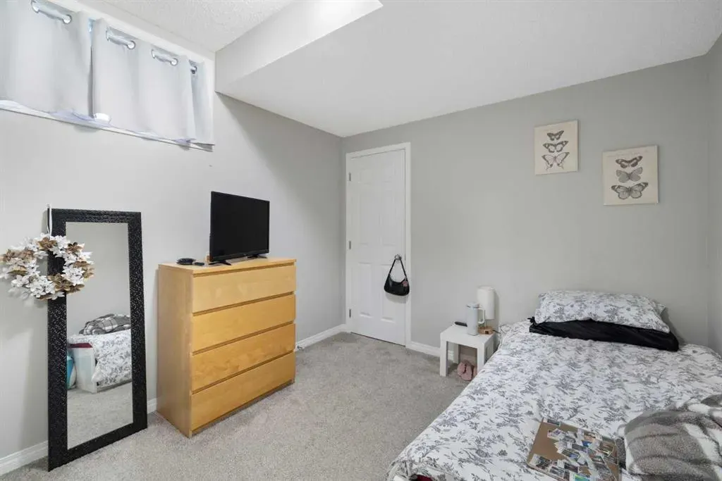 53 Savanna Heath NE